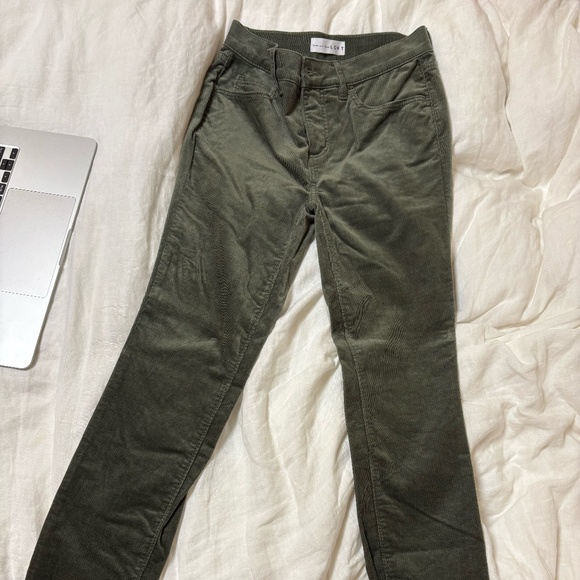 LOFT - Olive Pants, Size 25 - Picture 1 of 2